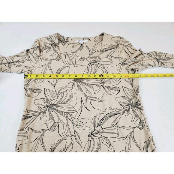Chico's 1 Womens Top Medium Stretch Floral Print Square Neck Beige Black Comfy - Picture 7 of 9